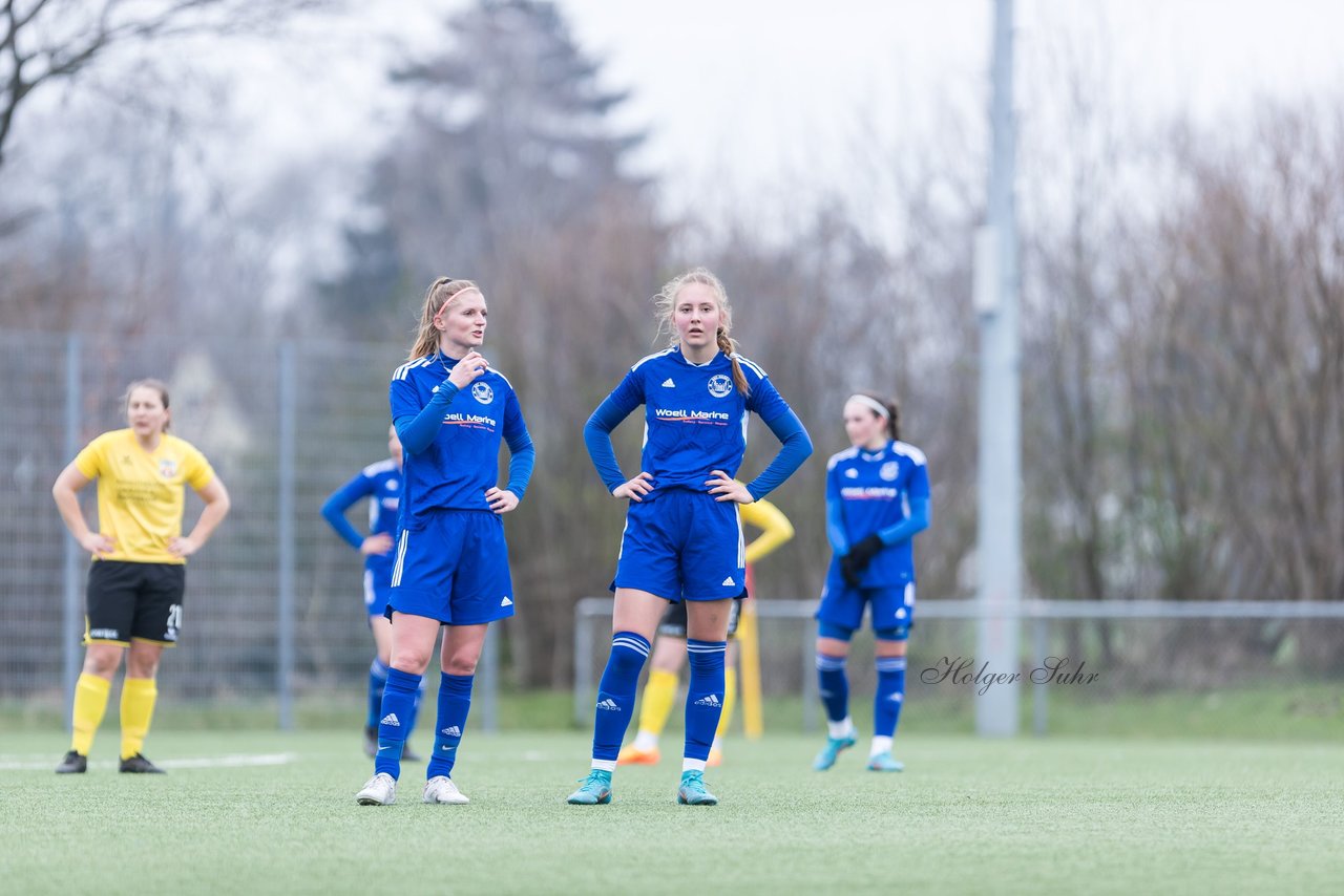 Bild 257 - F SSC Hagen Ahrensburg - SV Frisia Risum-Lindholm : Ergebnis: 1:2